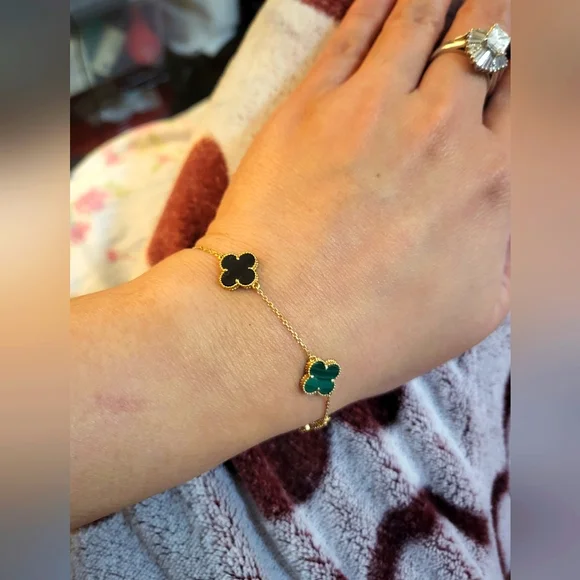 Chic Clover Charm Bracelet in Gold and Multi-Color - Picture 8 of 15